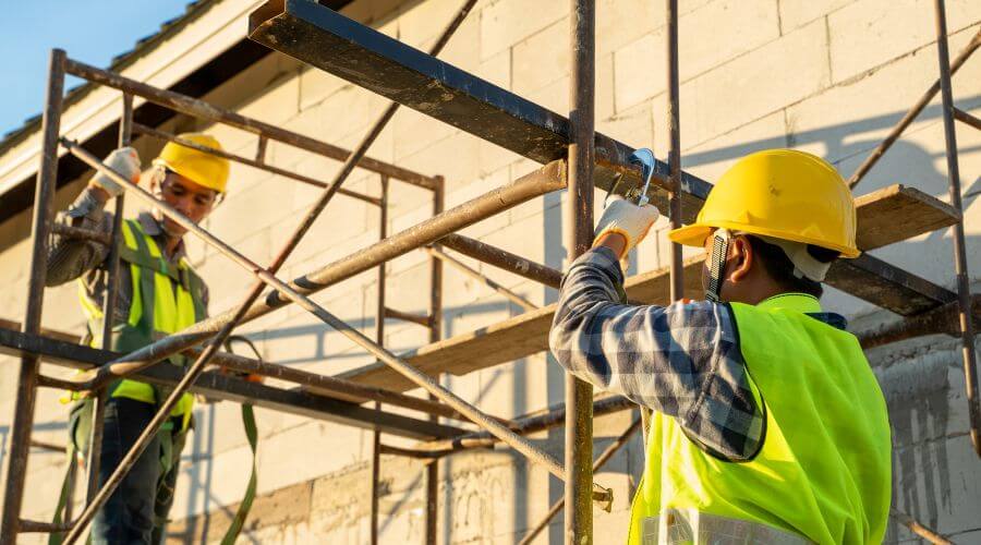 Expert Emergency Roof Repairs services in Marble Falls, AR